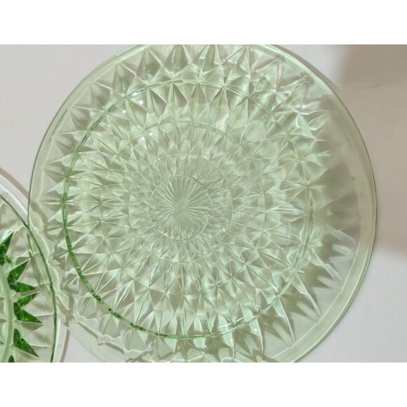 Vtg Jeanette Glass Green Depression Uranium Luncheon Plates Cube Set Of 4 9"" - Picture 4 of 6